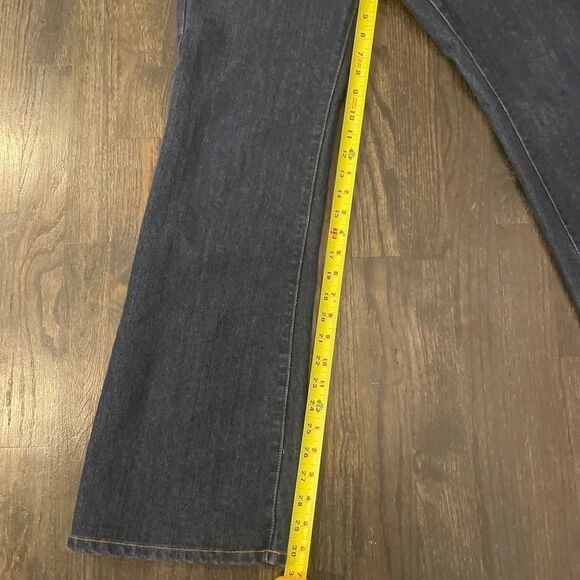 Michael Kors Dark Wash Bootcut Jeans 31” Inseam Size 10 - Picture 6 of 7